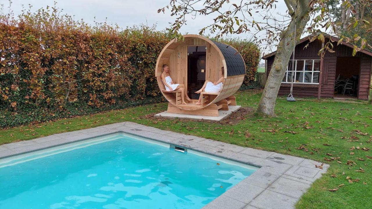 Vakantiewoning Met Permanent Verwarmd Zwembad En Sauna Koekelare Ngoại thất bức ảnh